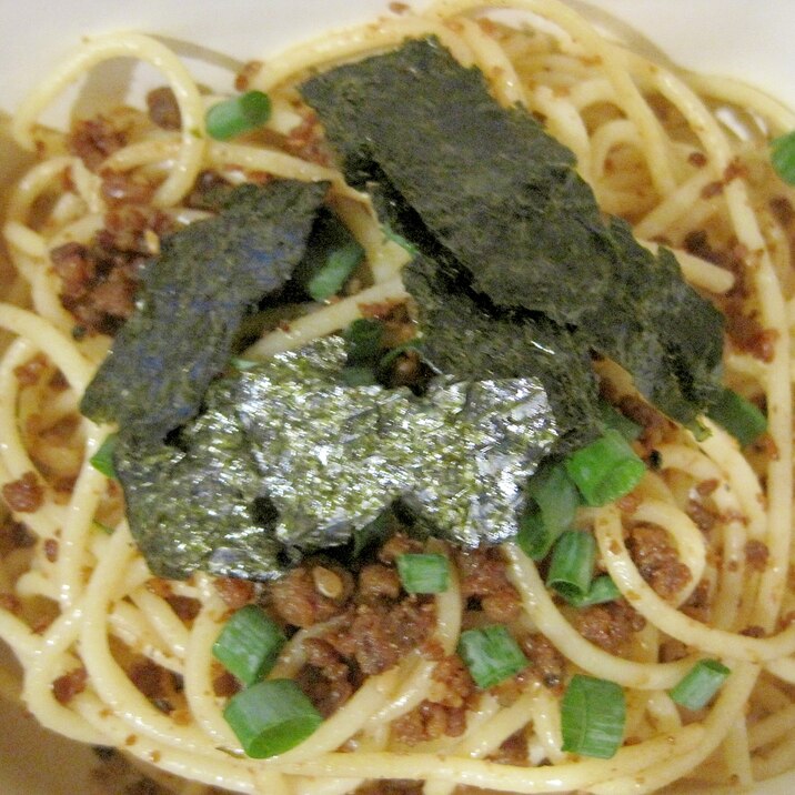 甘辛そぼろの和風パスタ